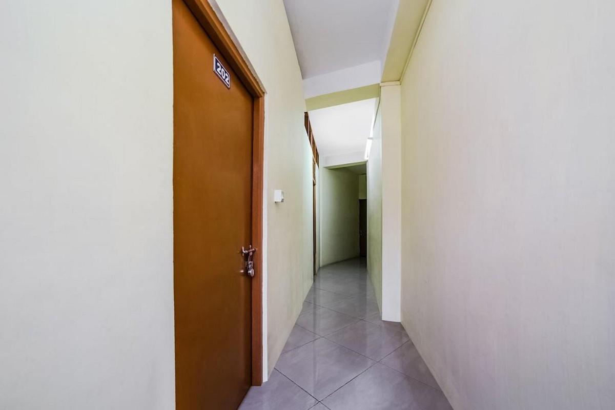 Shillong Guest House Экстерьер фото